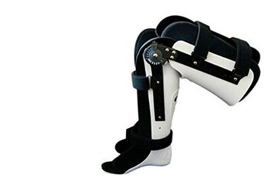 調節可能な蝶番を付けられた膝の足首のフィートのOrthosis KAFOの歩く支柱のS M Lサイズ